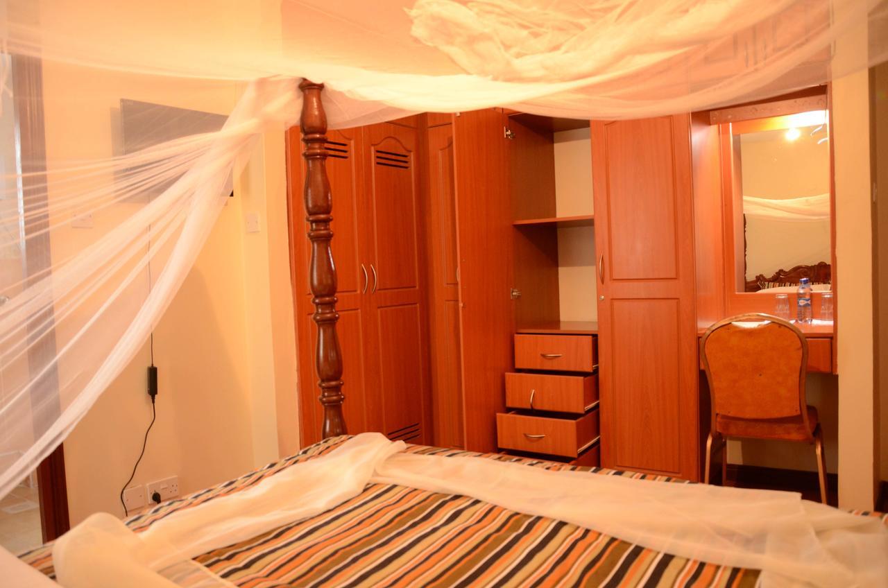 Upperhill Blueberry Hotel Найроби Экстерьер фото